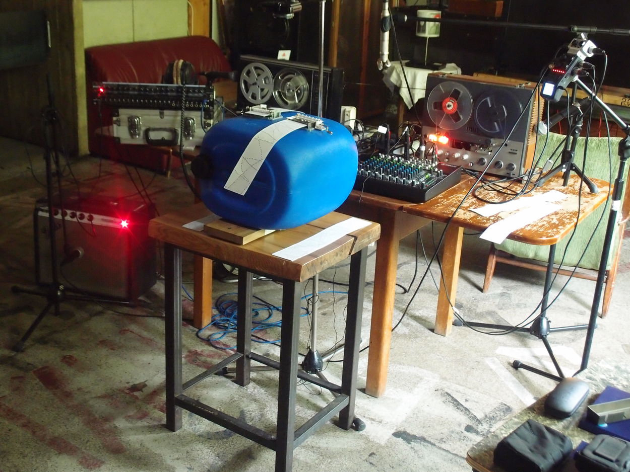 2020-04-25 'sand' Remix Teil 3 (Audio + Video)